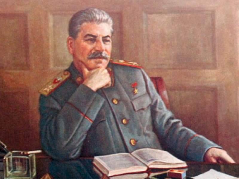 Бывший следователь Генпрокуратуры требует возбудить дело на Сталина