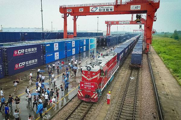 Новый грузовой поезд свяжет Москву и китайский город Чжэнчжоу