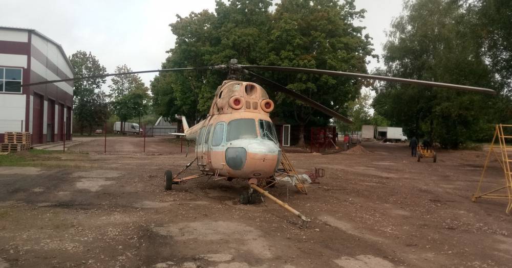 В Смоленске ищут волонтёров для восстановления вертолёта Ми-2