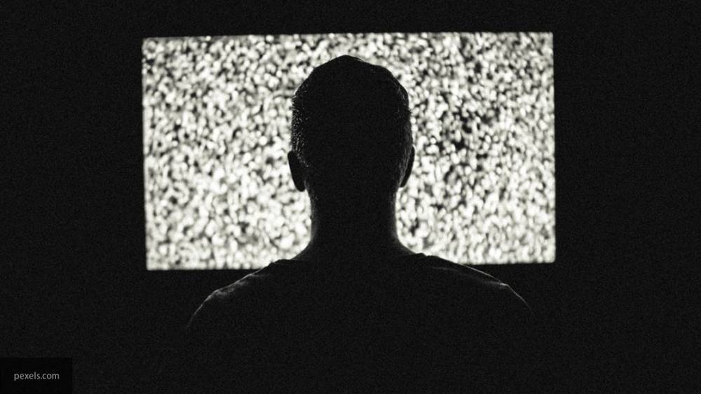 Ученые выяснили, как телевидение влияет на умственные способности человека