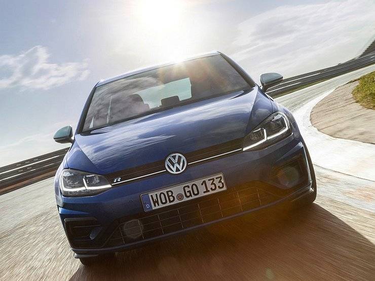 Немцы снимают с производства «заряженный» Volkswagen Golf R