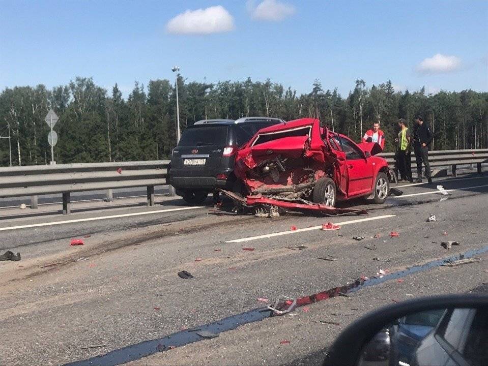 Тройное ДТП на КАД Петербурга унесло жизни двух водителей