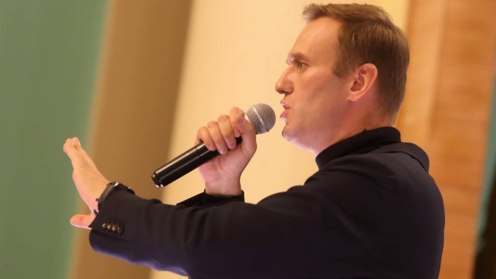 "Пана атамана лишили золотого запасу..." По отпуску Навального "плачут" в соцсетях