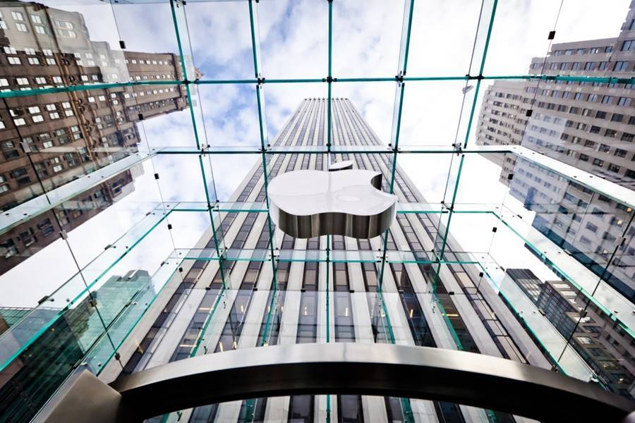 ФАС возбудила дело против Apple