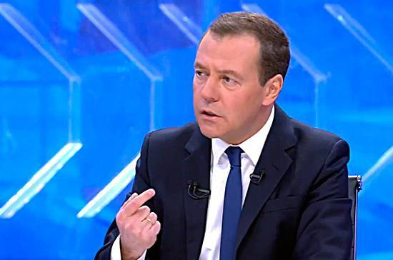 Медведев поручил подготовить предложения об инженерных объектов в Хабаровском крае
