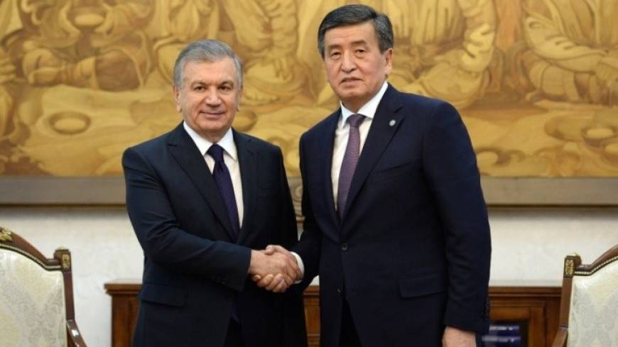 Жээнбеков и Мирзиеев обсудили двустороннее сотрудничество