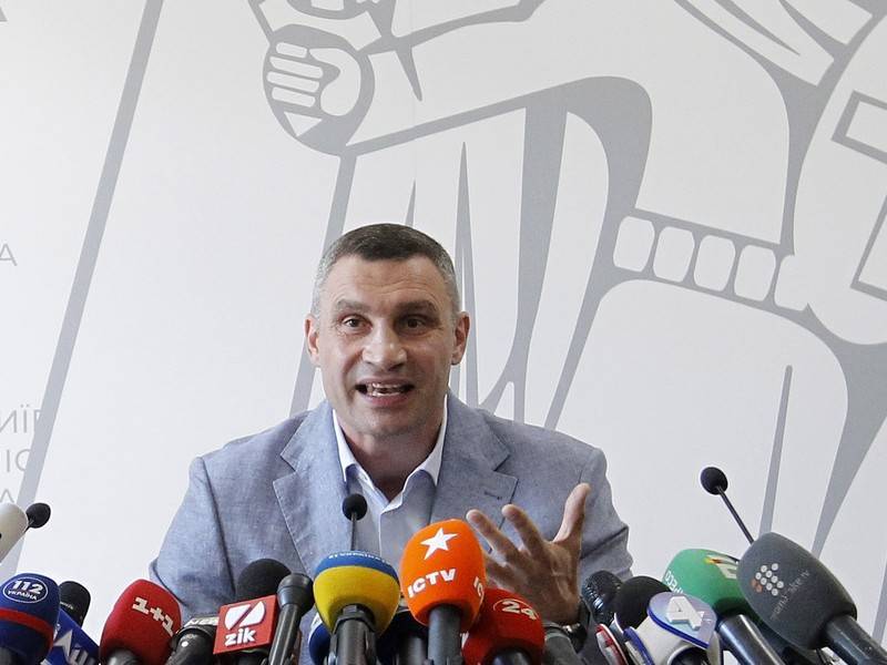 Кличко сравнил пост мэра Киева с электрическим стулом