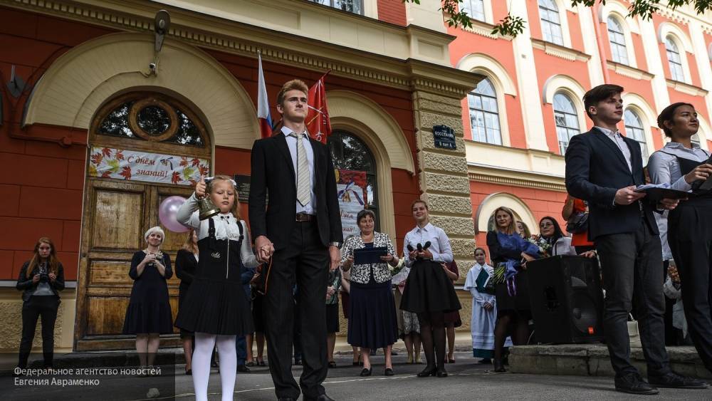 Правительство России утвердило список культурных нормативов для школьников