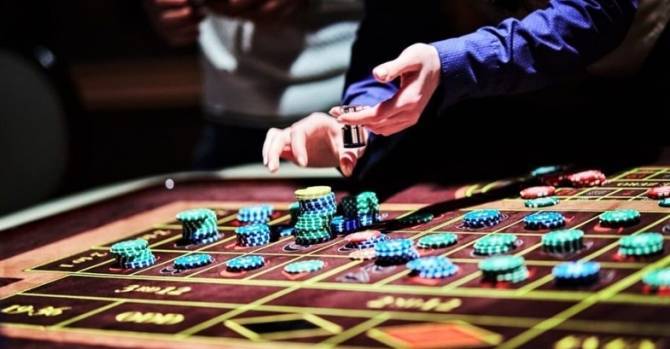 Зеленский планирует легализовать азартные игры в Украине