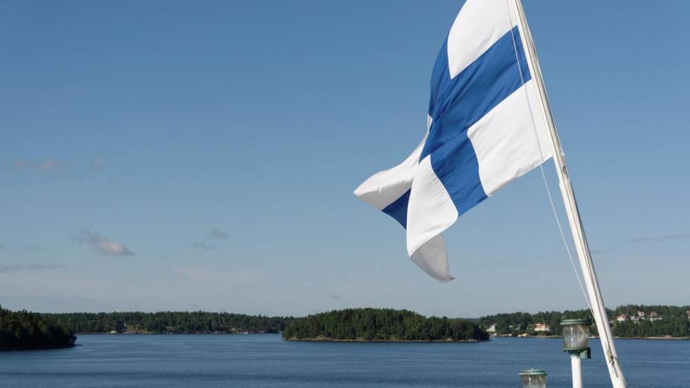 Финские дипломаты поражены выдержкой русских:&nbsp;Очереди выросли в 2 раза, но все спокойно