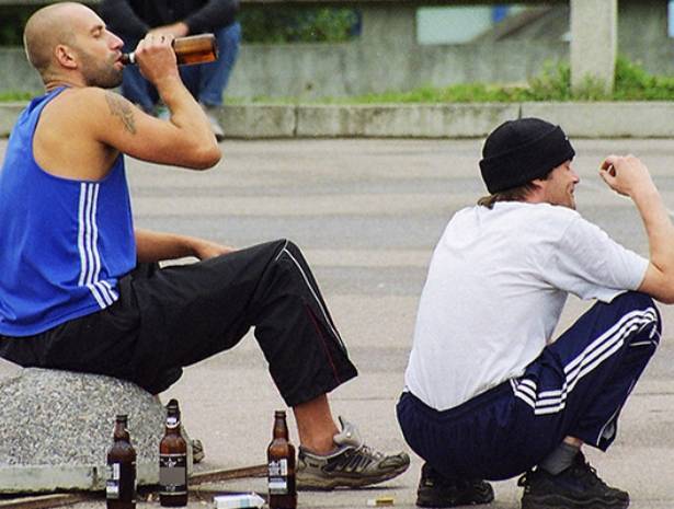 Деньги на милитаризацию есть - поступление алкогольного акциза в бюджет Эстонии выросло на 40%