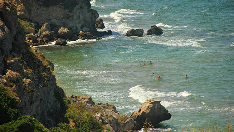 "Практически на пятерку": В Крыму оценили качество пляжей