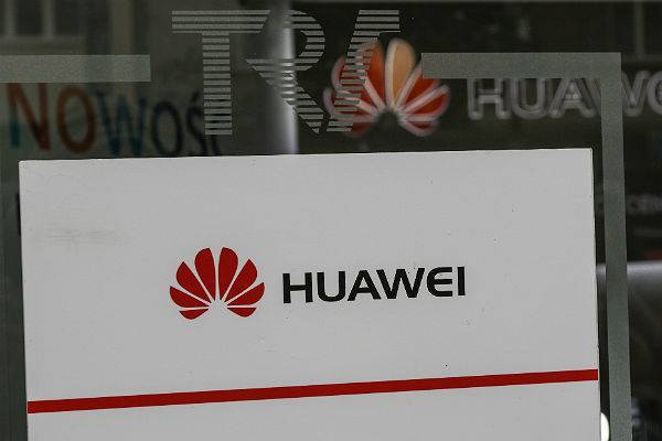 Huawei показала свою операционную систему «Гармония»