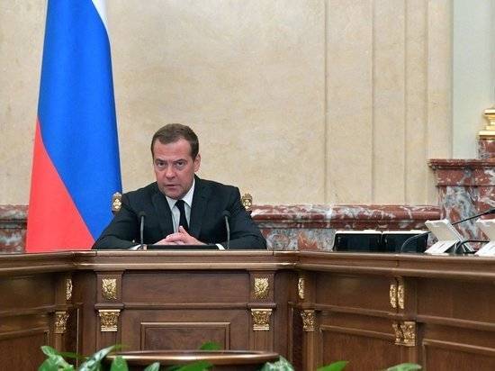 Прибывший в Киргизию Медведев заявил об исчерпании «лимита на революцию»