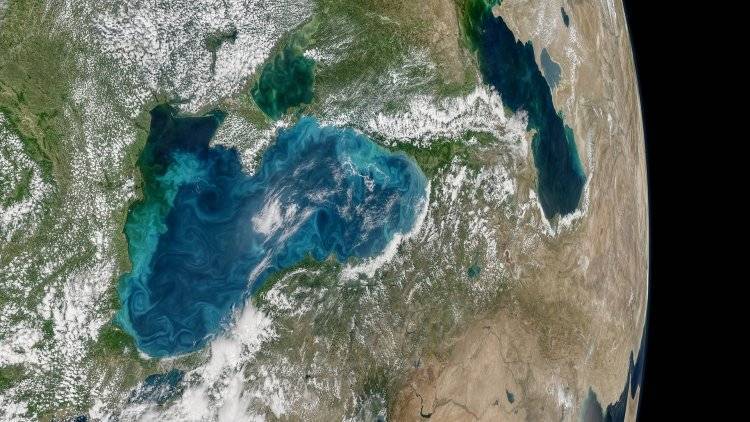 Авиация ЮВО полетала над нейтральными водами Черного моря