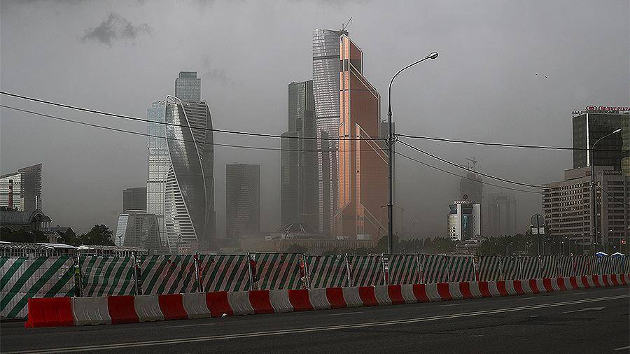Синоптик назвал время окончания шторма в Москве
