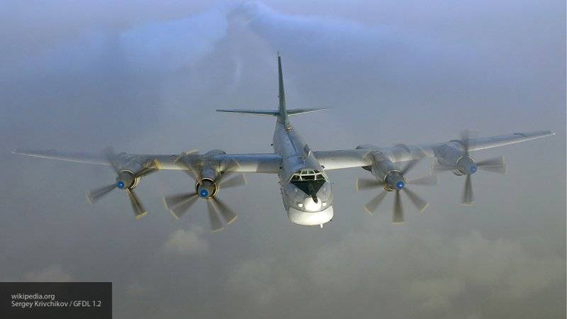 Два российских Ту-95МС совершили полёты над Беринговым морем