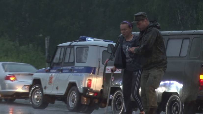 Жителей деревни Каменка эвакуируют после новых взрывов под Ачинском — видео — РТ на русском