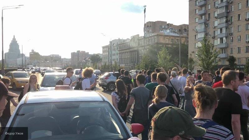 Десять провокаторов арестованы после незаконного митинга 27 июля в Москве