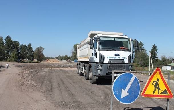 Омелян назвал сумму, необходимую для ремонта дорог в Украине