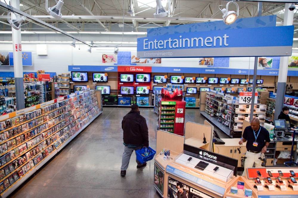 Walmart решил убрать рекламу жестоких видеоигр после стрельбы в США