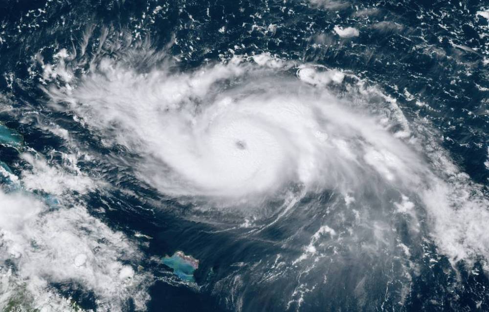 Ураган «Дориан» усилился до четвертой степени из пяти возможных, он приближается к Флориде