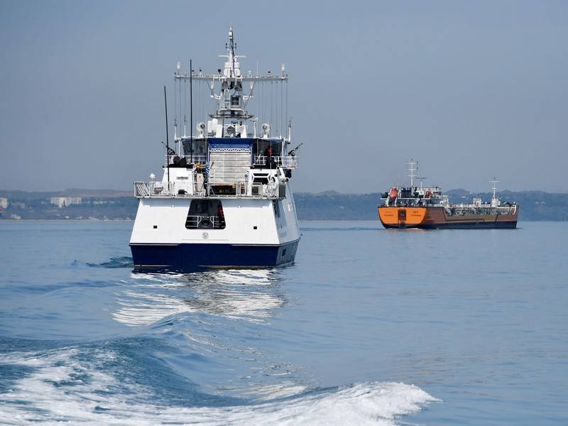 СБУ расследует десятки случаев захода кораблей в порты Крыма