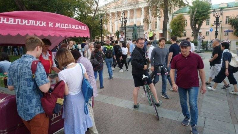 «Оппозиция» на машинах доставила «гастролеров» на место незаконного митинга в Москве