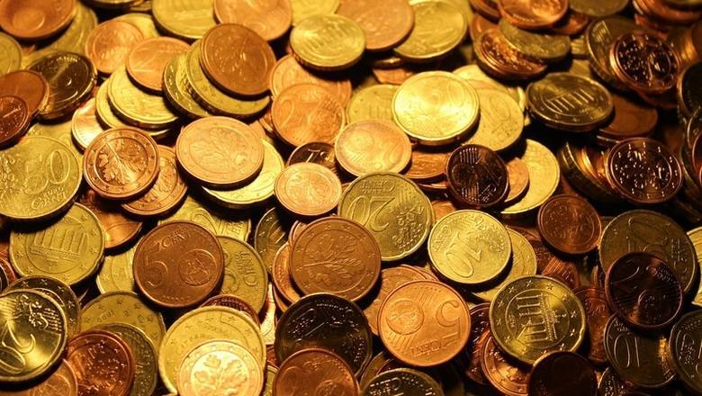 Фермер обнаружил во Франции клад с 14 тысячами монет