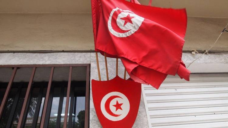 Женщины не хотят участвовать в президентской гонке в Тунисе