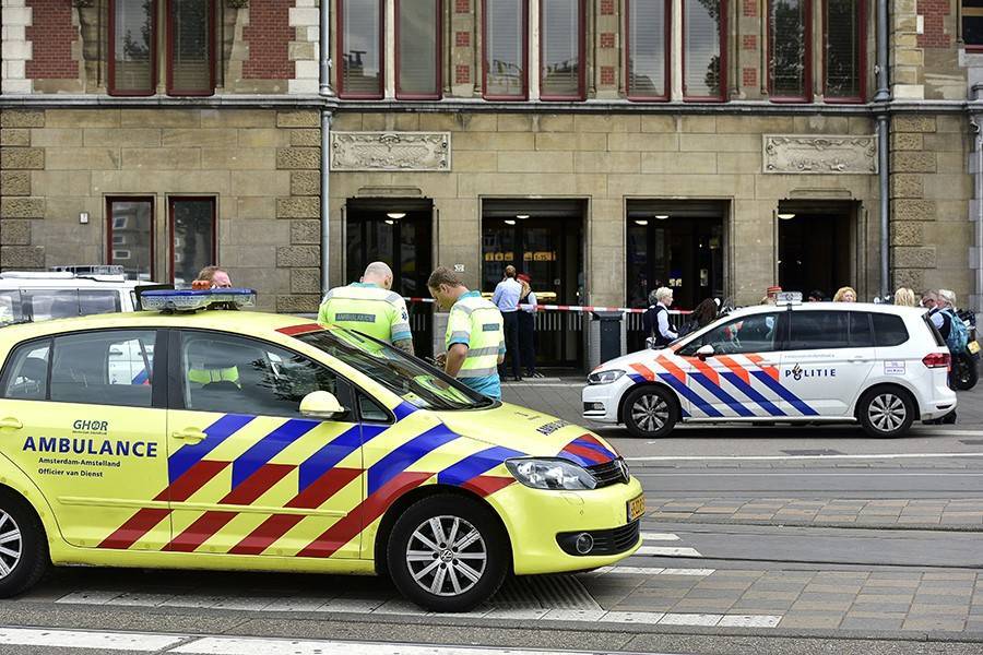 В Нидерландах не менее трех человек погибли при стрельбе