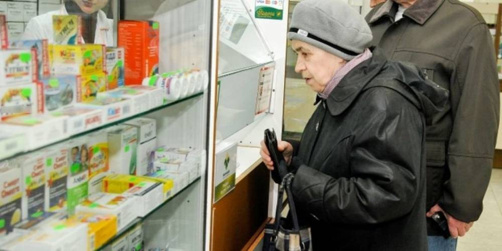 Минздрав РФ обяжет аптеки иметь набор базовых лекарств