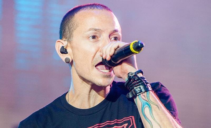 Вдова солиста Linkin Park объявила о новой помолвке