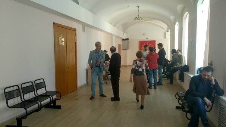 Депутат Вишневский закатил истерику, пытаясь сорвать подсчет голосов в ИКМО Смольнинское
