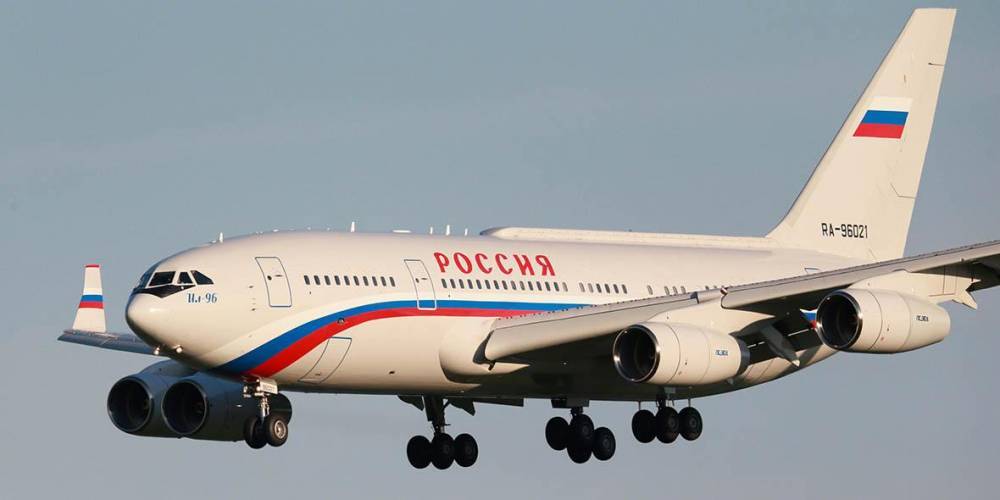 Пилот президентского самолета рассказал об экстремальной посадке с Путиным