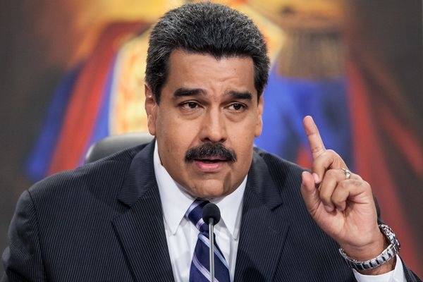 Мадуро созвал Совет нацбезопасности из-за «агрессии» со стороны Колумбии