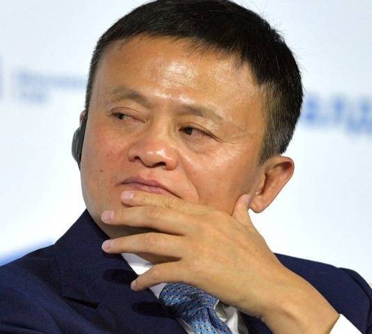 Основатель Alibaba Джек Ма ушел в отставку, чтобы стать учителем
