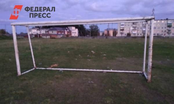 На Среднем Урале подростка насмерть задавило футбольными воротами