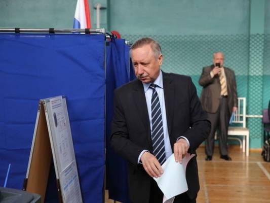 Эксперт из Франции: Не знаю, почему русские вместо выборов идут по грибы