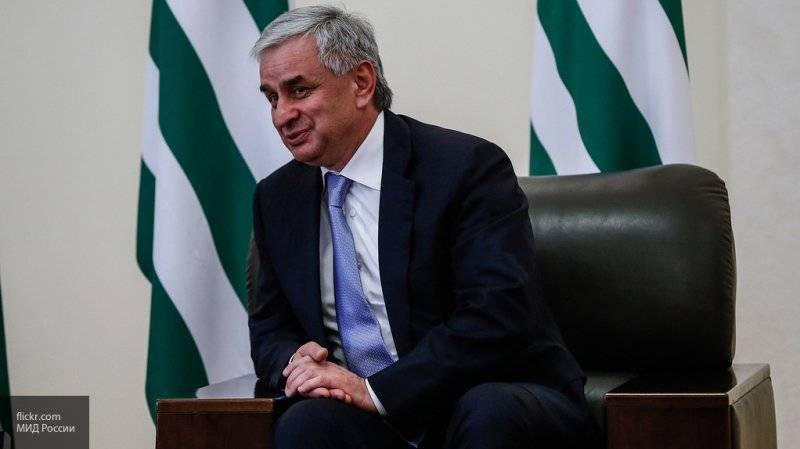 Действующий президент Абхазии Хаджимба объявил о своей победе во втором туре выборов