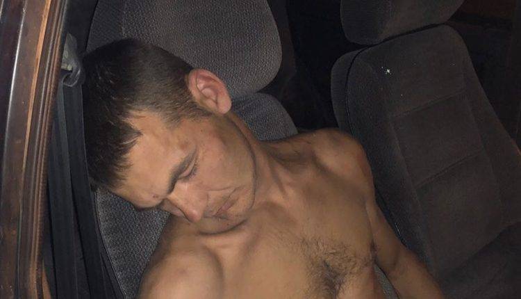 Пьяный самарский водитель притворился спящим пассажиром