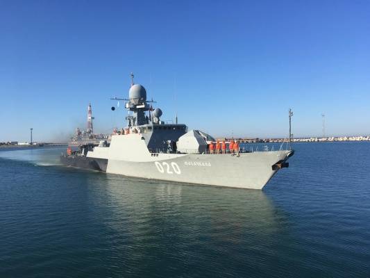 Российские военные корабли прибыли в Казахстан
