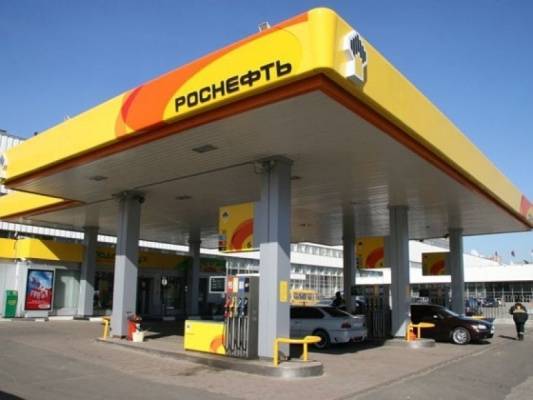 «Роснефть» может попасть под санкции США из-за покупки нефти у Венесуэлы