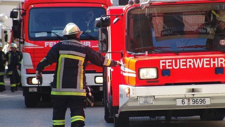 Более 70 людей пострадали и один погиб при пожаре в больнице в Дюссельдорфе
