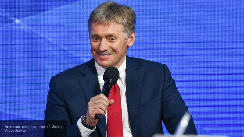 Смоленков был уволен из администрации Кремля несколько лет назад, заявил Песков