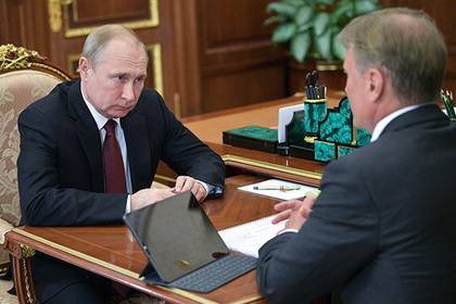 Путин призвал ускориться с внедрением искусственного интеллекта в госуправление