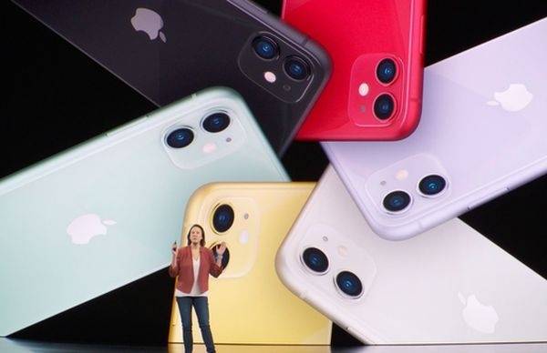 Apple назвала минимальную цену на новые iPhone в России