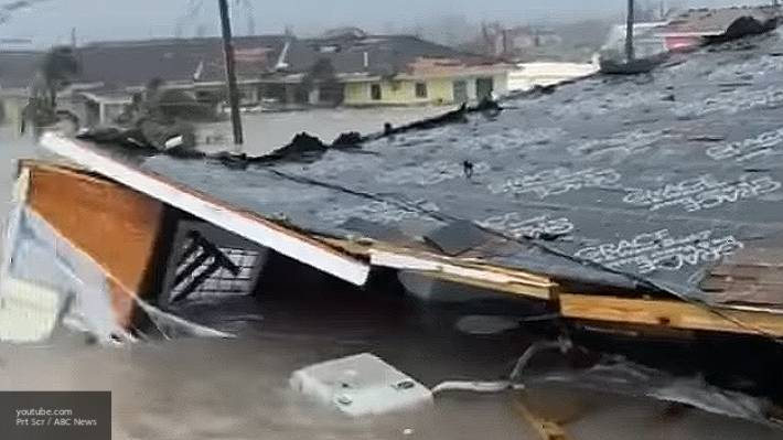 Власти США начнут выдавать срочные визы жителям Багамских островов, пострадавших от урагана