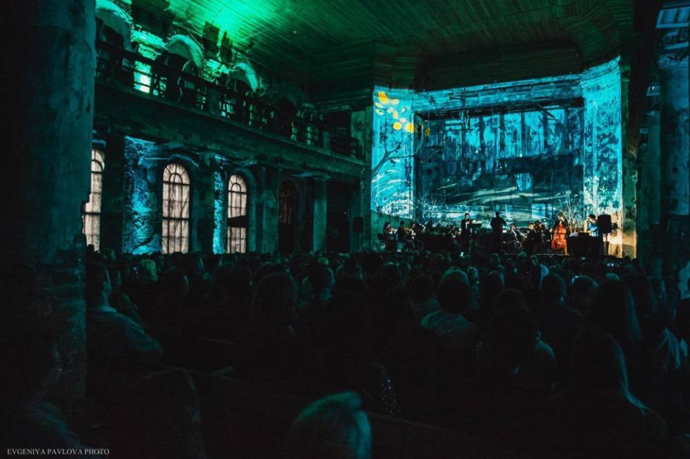 Концерт «Вивальди. Времена года» сыграют в полумраке в стенах мистической Анненкирхе