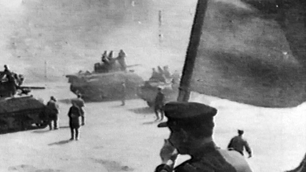 "Мир рушился на глазах": почему Сталин и Гитлер договорились о ненападении